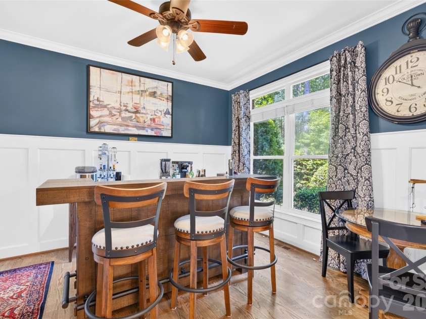 6653 Goose Point Drive, Denver, NC 28037.  MLS# CAR4421155, YatesRealty ID 48509. Bar/Entertainment