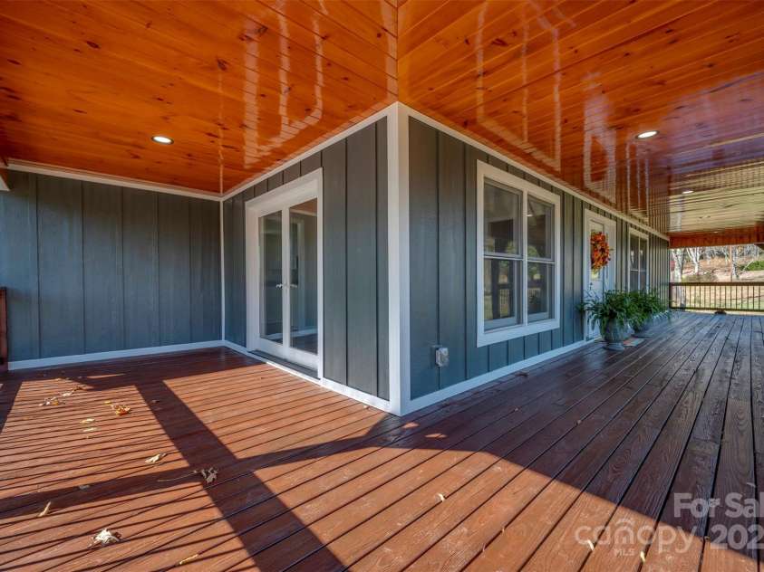 1121 Cove Road, Rutherfordton, NC 28139.  MLS# CAR4321003, YatesRealty ID 4851. 