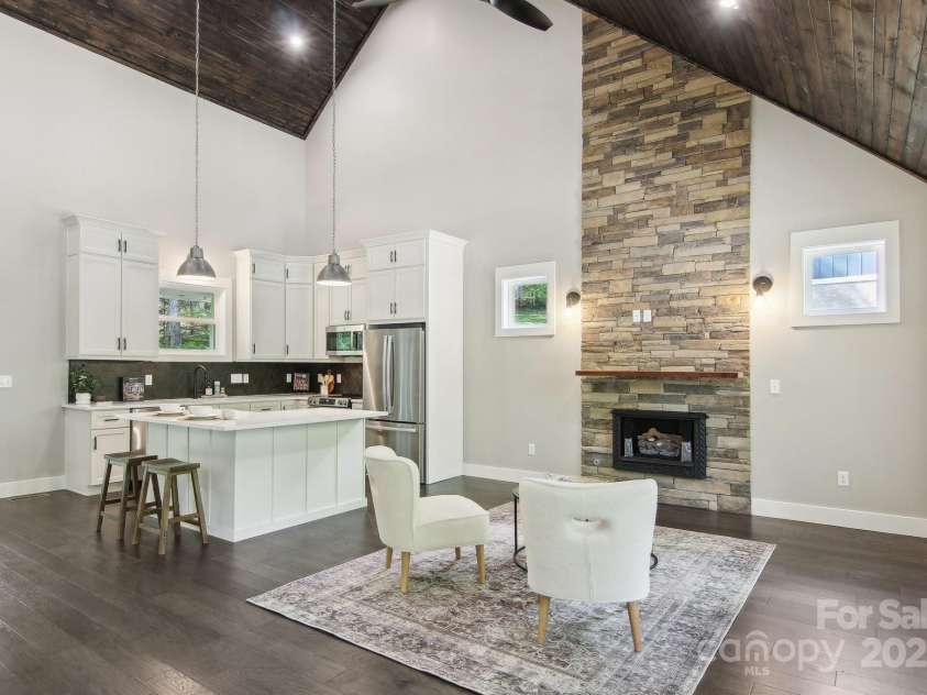 593 Twinbrook Lane, Maggie Valley, NC 28751.  MLS# CAR4200586, YatesRealty ID 4851. 