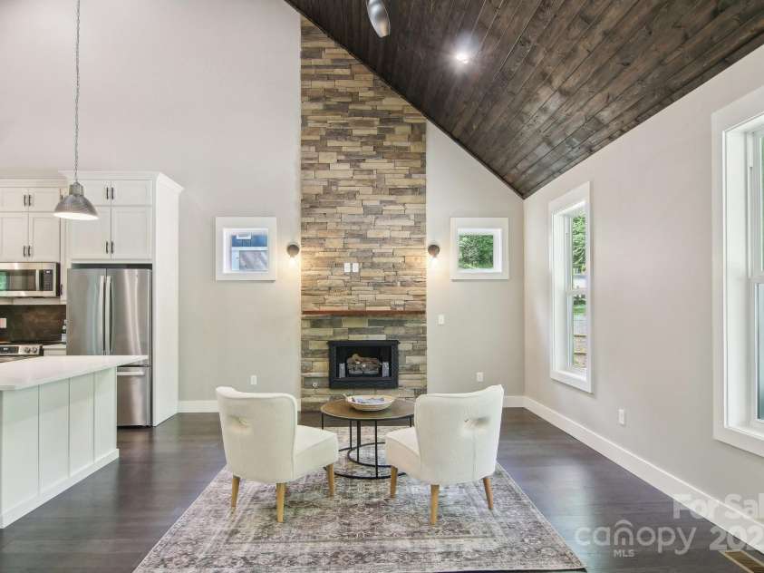 593 Twinbrook Lane, Maggie Valley, NC 28751.  MLS# CAR4200586, YatesRealty ID 4851. 