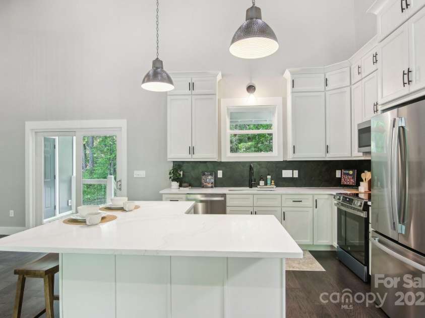 593 Twinbrook Lane, Maggie Valley, NC 28751.  MLS# CAR4200586, YatesRealty ID 4851. 