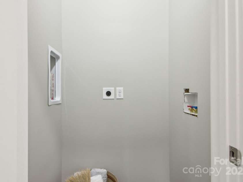 593 Twinbrook Lane, Maggie Valley, NC 28751.  MLS# CAR4200586, YatesRealty ID 4851. 