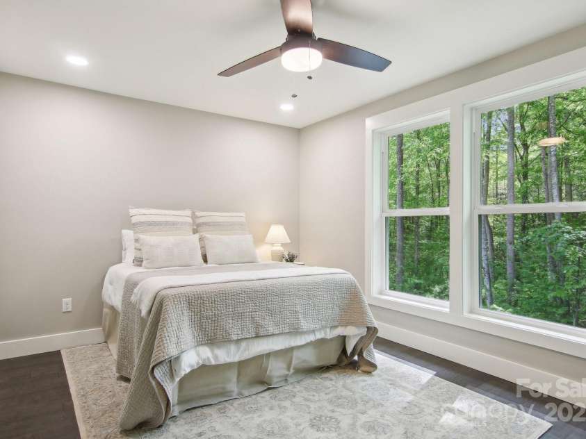 593 Twinbrook Lane, Maggie Valley, NC 28751.  MLS# CAR4200586, YatesRealty ID 4851. 