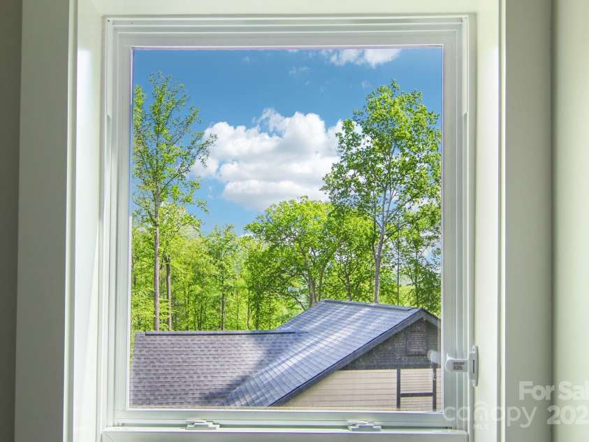 593 Twinbrook Lane, Maggie Valley, NC 28751.  MLS# CAR4200586, YatesRealty ID 4851. 