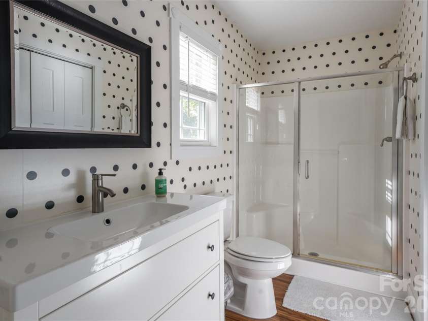 2 Mill Creek Loop, Asheville, NC 28806.  MLS# CAR4420217, YatesRealty ID 48511. Bath 1