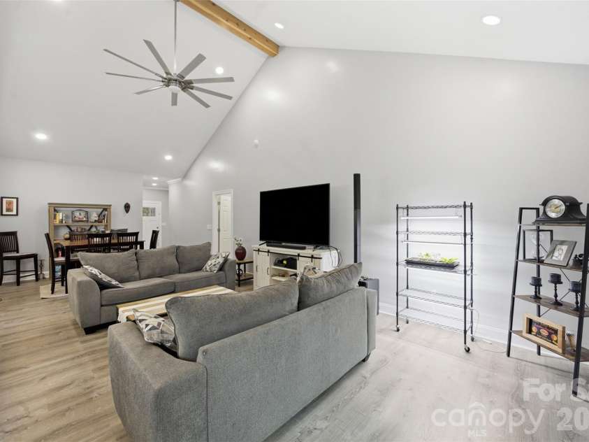 256 Litaker Lane, Concord, NC 28025.  MLS# CAR4420345, YatesRealty ID 48513. 