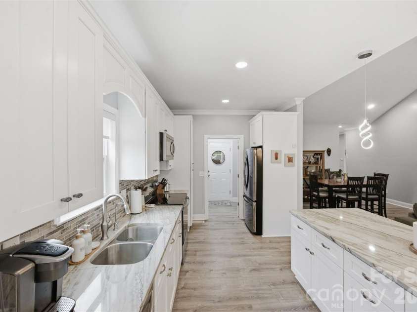 256 Litaker Lane, Concord, NC 28025.  MLS# CAR4420345, YatesRealty ID 48513. 