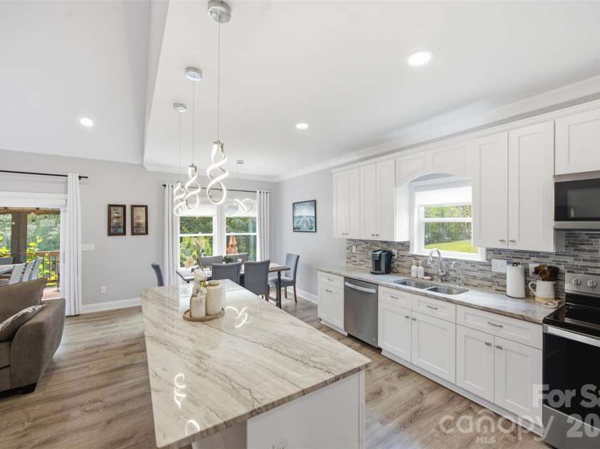 256 Litaker Lane, Concord, NC 28025.  MLS# CAR4420345, YatesRealty ID 48513. 