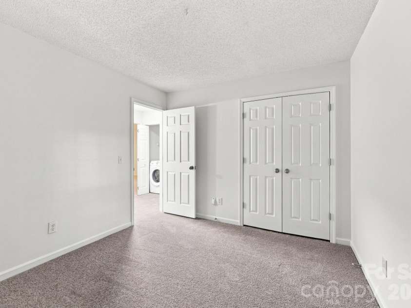 6004 Elm Cove Lane, Charlotte, NC 28269.  MLS# CAR4411201, YatesRealty ID 48515. 