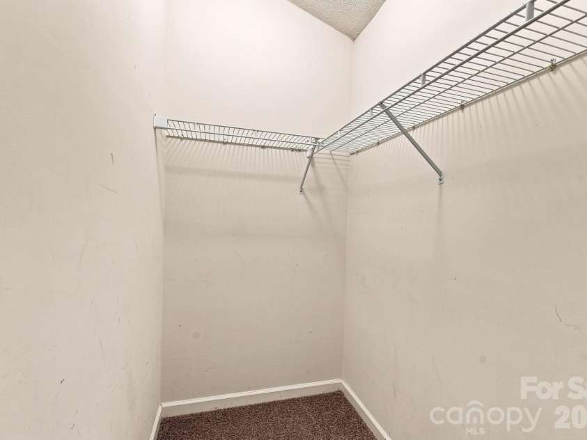 6004 Elm Cove Lane, Charlotte, NC 28269.  MLS# CAR4411201, YatesRealty ID 48515. 