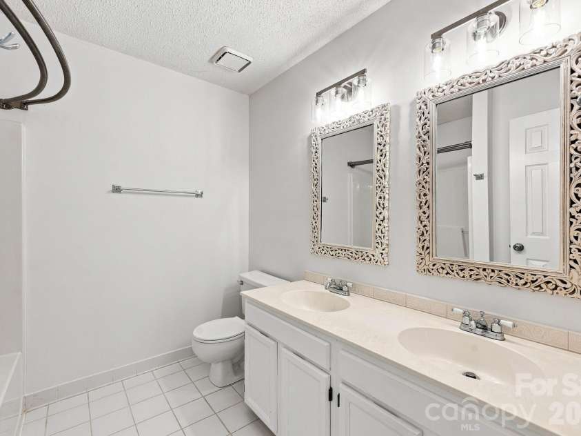 6004 Elm Cove Lane, Charlotte, NC 28269.  MLS# CAR4411201, YatesRealty ID 48515. 
