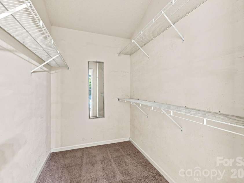 6004 Elm Cove Lane, Charlotte, NC 28269.  MLS# CAR4411201, YatesRealty ID 48515. 