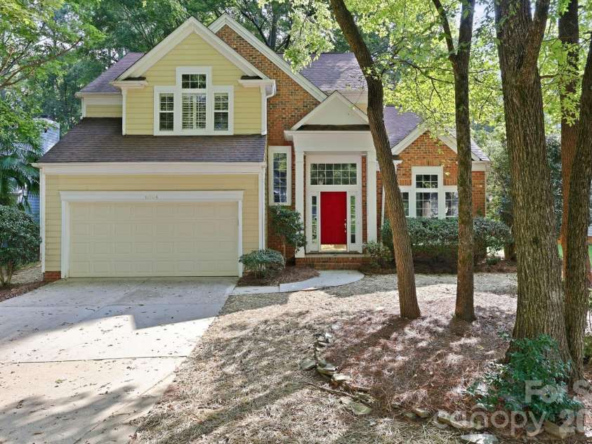 6004 Elm Cove Lane, Charlotte, NC 28269.  MLS# CAR4411201, YatesRealty ID 48515. 