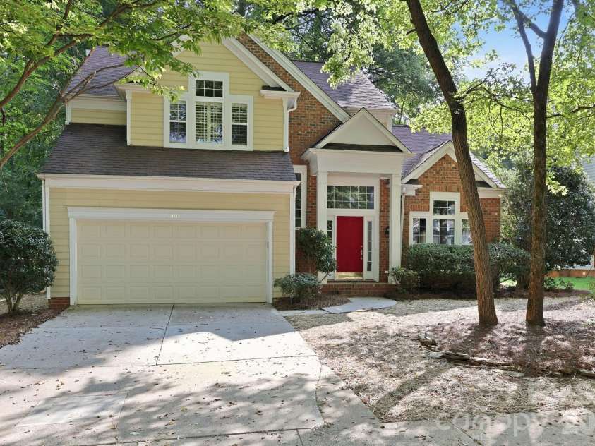 6004 Elm Cove Lane, Charlotte, NC 28269.  MLS# CAR4411201, YatesRealty ID 48515. 