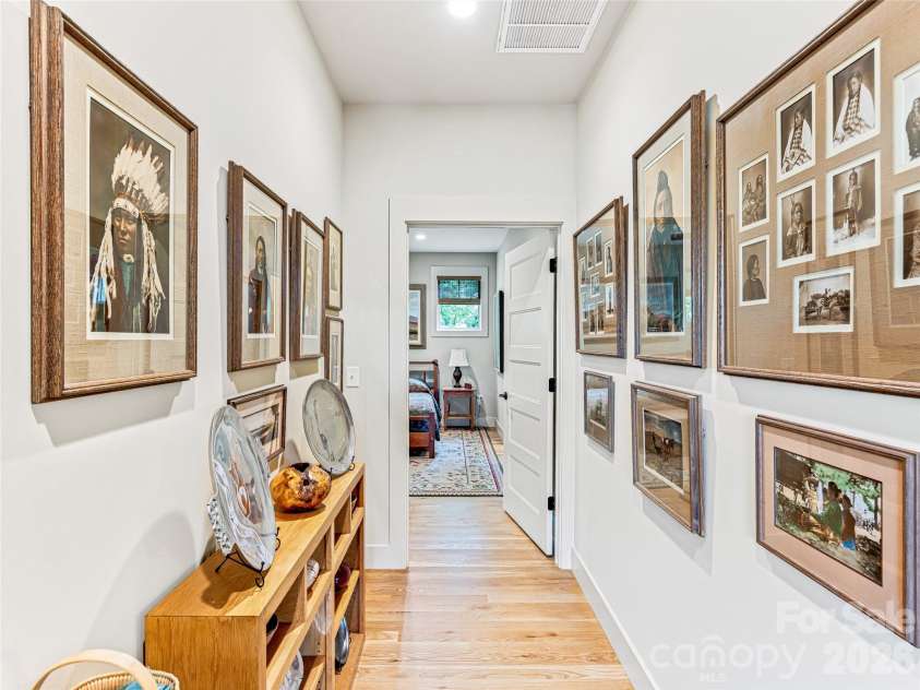 37 Ashe Park Circle, Asheville, NC 28806.  MLS# CAR4420096, YatesRealty ID 48516. 
