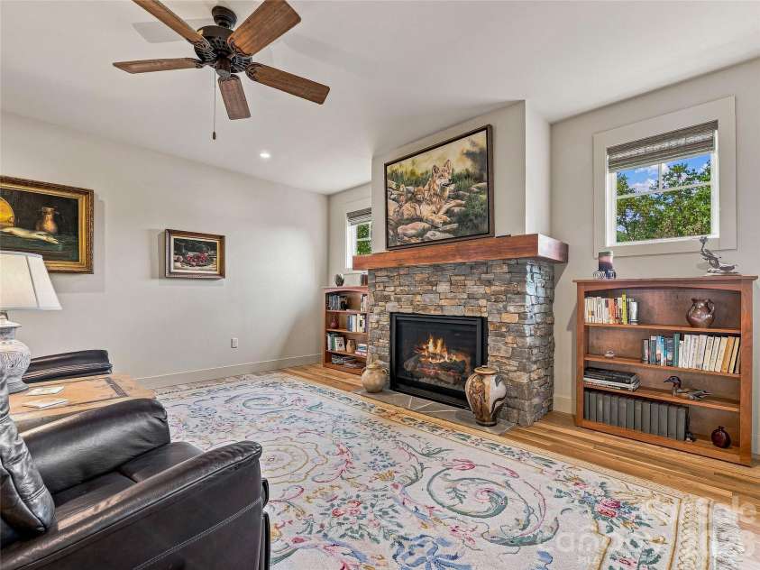 37 Ashe Park Circle, Asheville, NC 28806.  MLS# CAR4420096, YatesRealty ID 48516. 