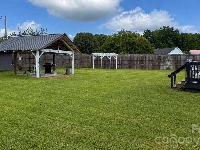 1868 Ellick Drive, Newton, NC 28658.  MLS# CAR4420428, YatesRealty ID 48519. 