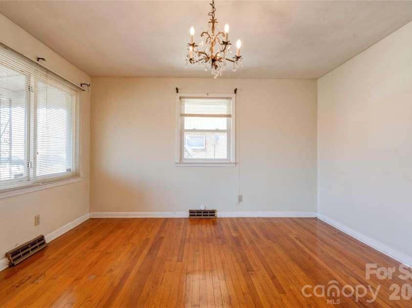 311 Best Street, Shelby, NC 28150.  MLS# CAR4344466, YatesRealty ID 4852. 