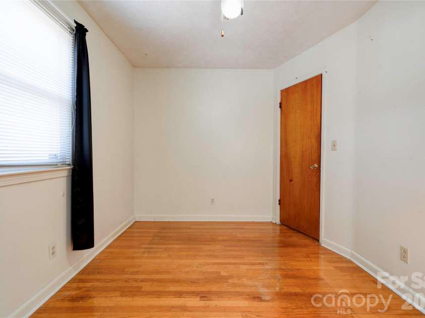 311 Best Street, Shelby, NC 28150.  MLS# CAR4344466, YatesRealty ID 4852. 