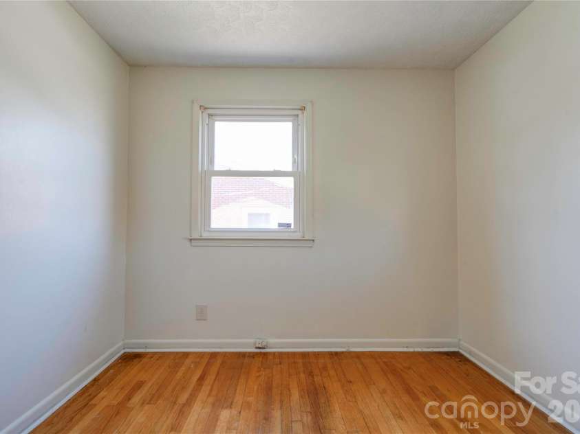 311 Best Street, Shelby, NC 28150.  MLS# CAR4344466, YatesRealty ID 4852. 