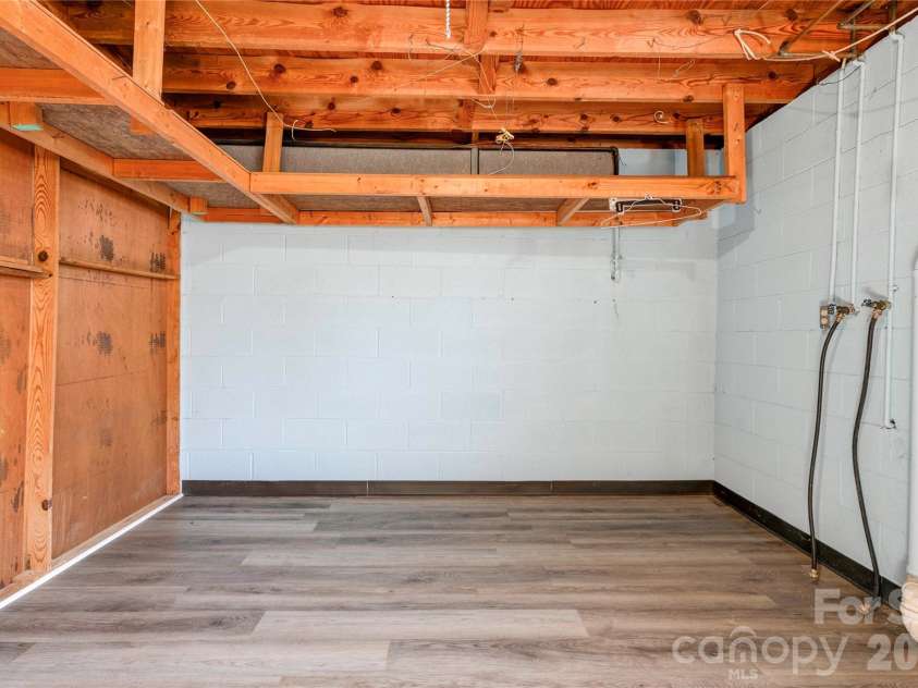 311 Best Street, Shelby, NC 28150.  MLS# CAR4344466, YatesRealty ID 4852. 