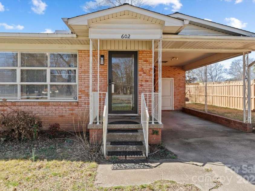 602 Charles Road, Shelby, NC 28152.  MLS# CAR4228091, YatesRealty ID 4852. 