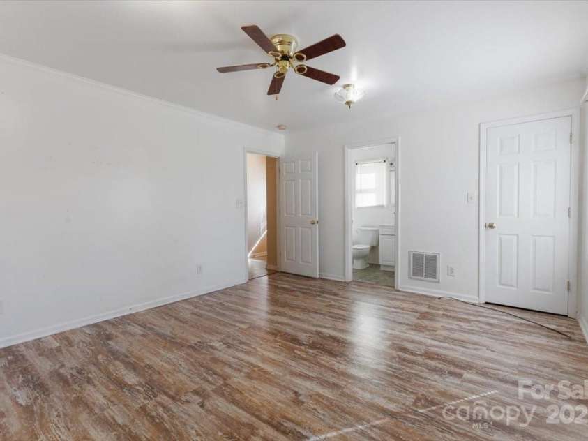 602 Charles Road, Shelby, NC 28152.  MLS# CAR4228091, YatesRealty ID 4852. 