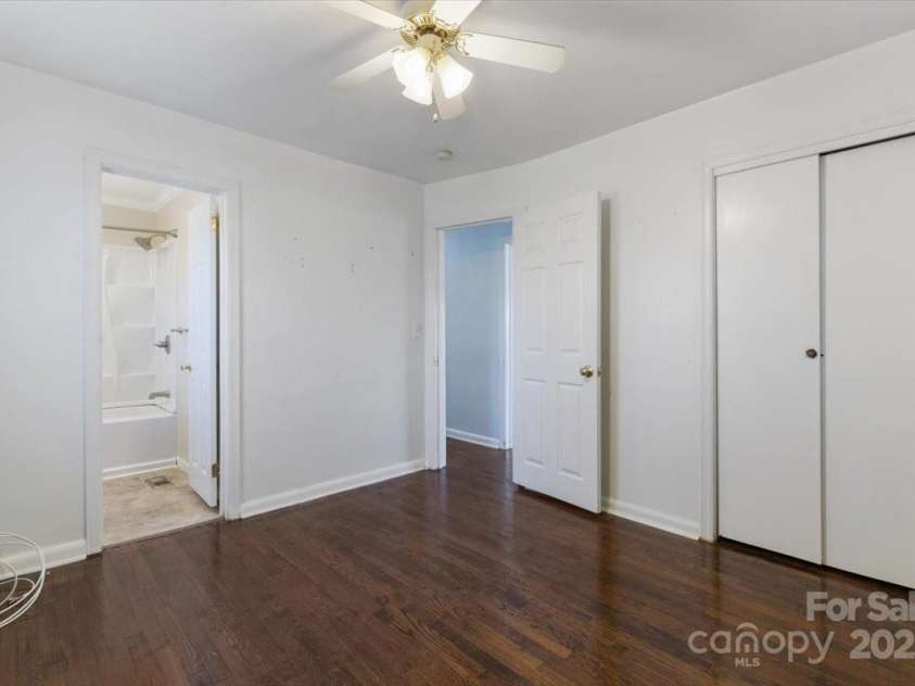 602 Charles Road, Shelby, NC 28152.  MLS# CAR4228091, YatesRealty ID 4852. 