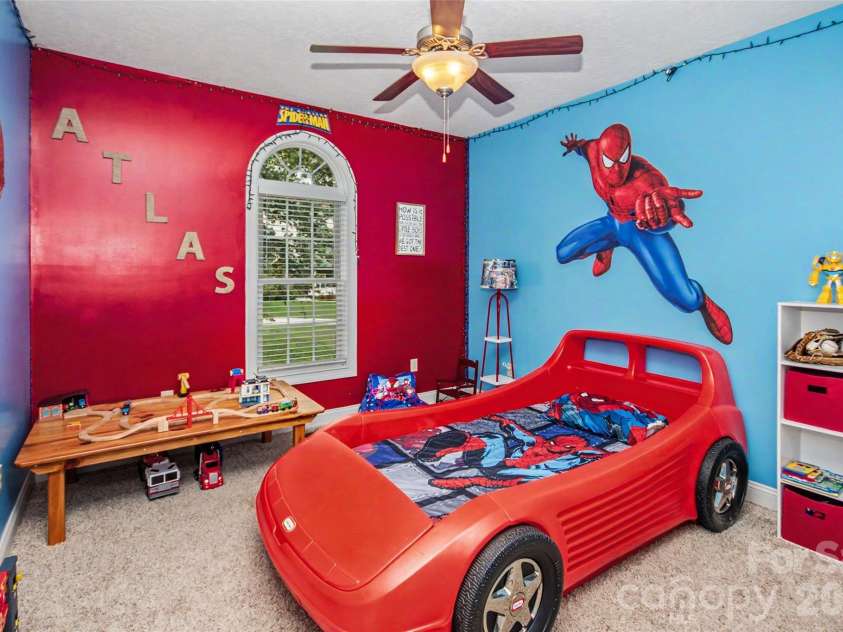204 Seven Springs Loop, Statesville, NC 28625.  MLS# CAR4420827, YatesRealty ID 48520. 