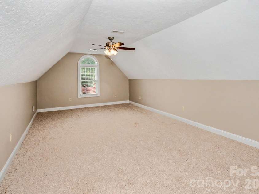 204 Seven Springs Loop, Statesville, NC 28625.  MLS# CAR4420827, YatesRealty ID 48520. 