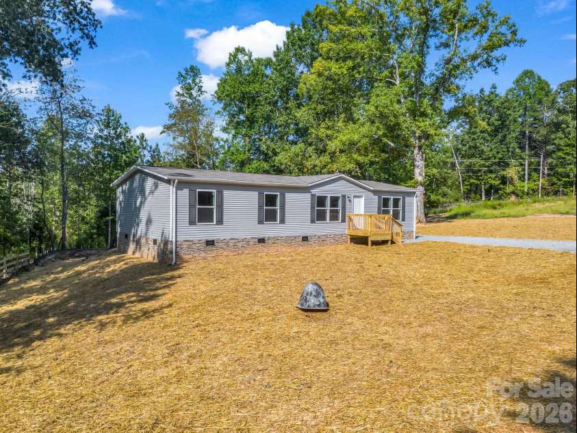 339 Bobby Mckinney Road, Union Mills, NC 28167.  MLS# CAR4419364, YatesRealty ID 48521. 