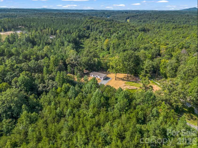 339 Bobby Mckinney Road, Union Mills, NC 28167.  MLS# CAR4419364, YatesRealty ID 48521. 