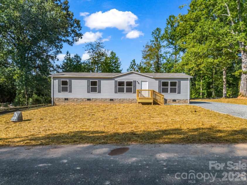 339 Bobby Mckinney Road, Union Mills, NC 28167.  MLS# CAR4419364, YatesRealty ID 48521. 