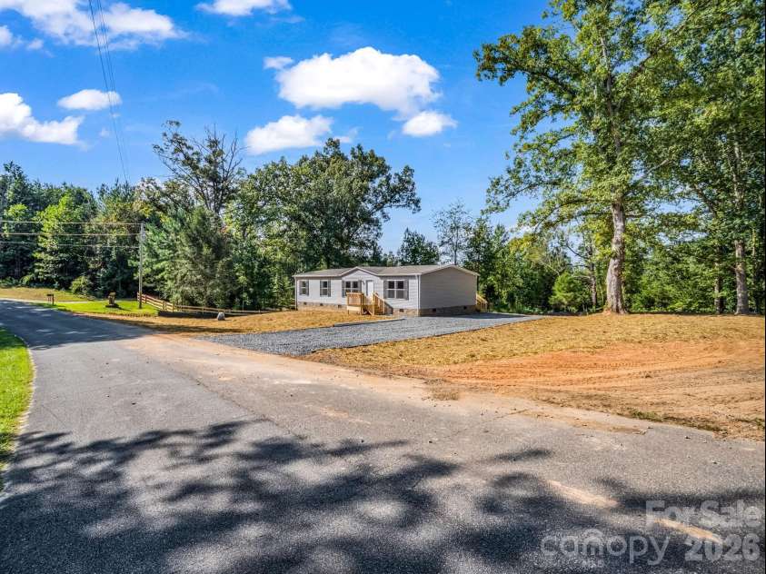339 Bobby Mckinney Road, Union Mills, NC 28167.  MLS# CAR4419364, YatesRealty ID 48521. 