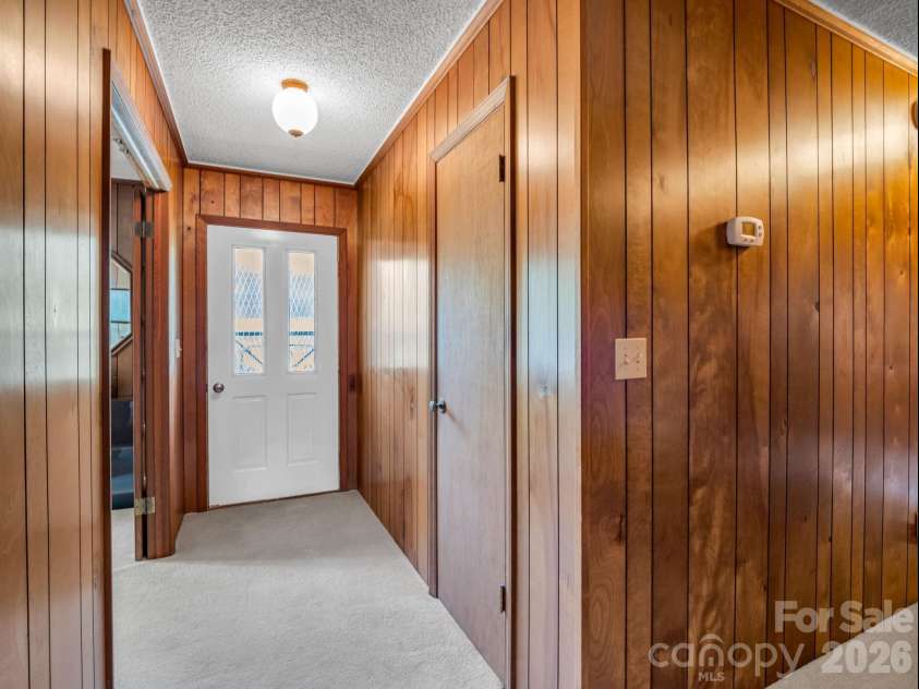 121 Greenfield Lane, Hendersonville, NC 28792.  MLS# CAR4420728, YatesRealty ID 48522. 