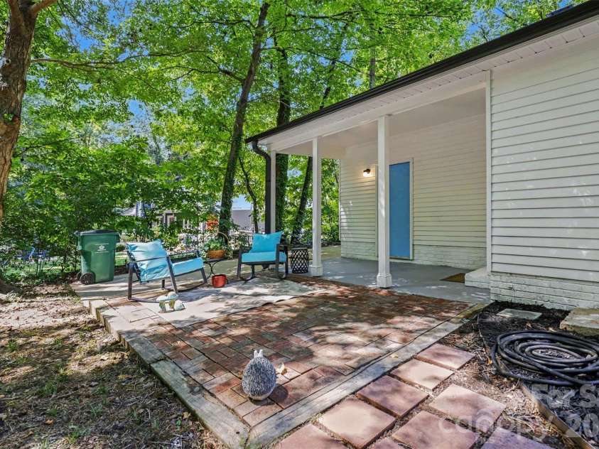 3140 Piney Grove Road, Charlotte, NC 28212.  MLS# CAR4419986, YatesRealty ID 48523. 