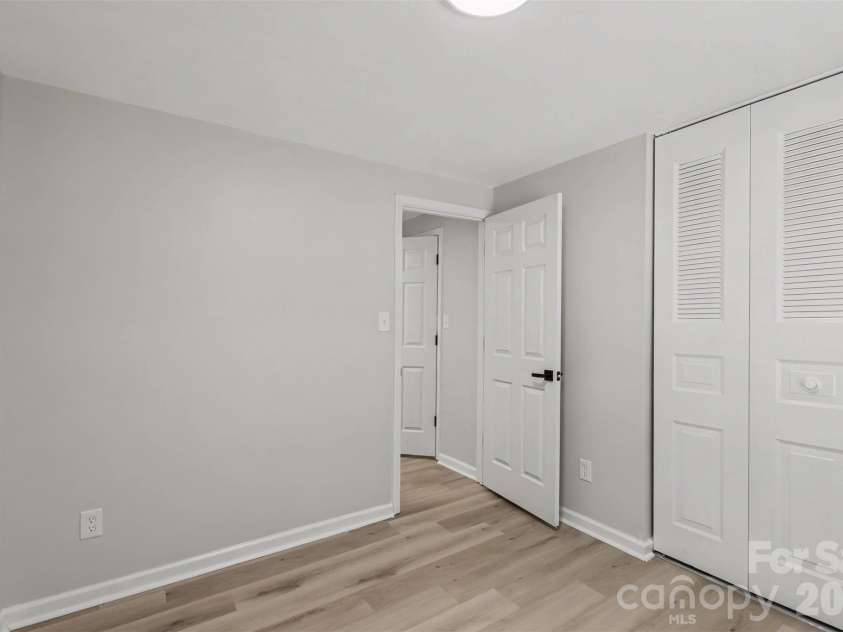 3140 Piney Grove Road, Charlotte, NC 28212.  MLS# CAR4419986, YatesRealty ID 48523. Bedroom 2
