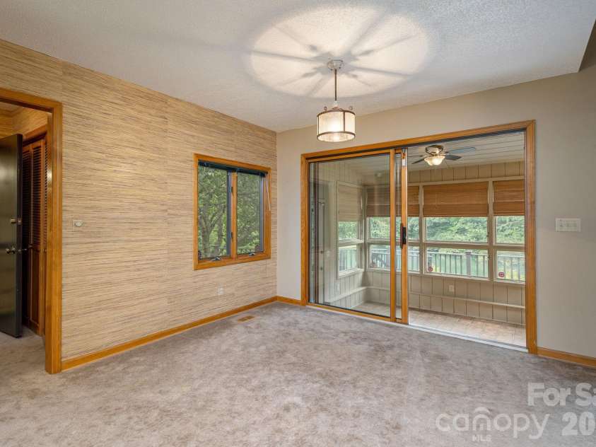 20 Spring Lake Drive, Mills River, NC 28759.  MLS# CAR4418364, YatesRealty ID 48524. 