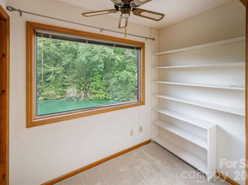 20 Spring Lake Drive, Mills River, NC 28759.  MLS# CAR4418364, YatesRealty ID 48524. 