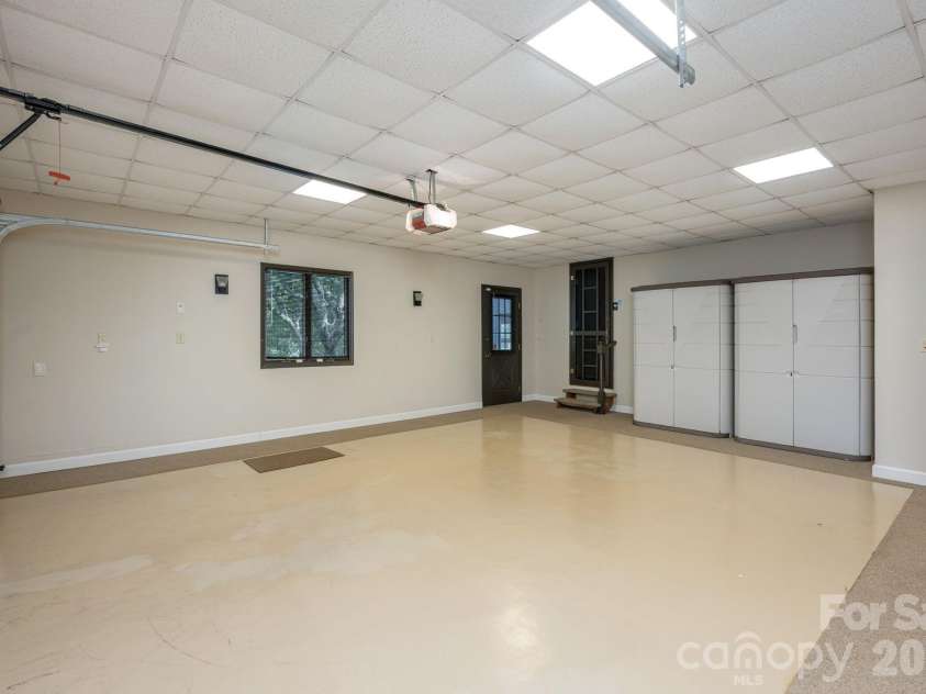 20 Spring Lake Drive, Mills River, NC 28759.  MLS# CAR4418364, YatesRealty ID 48524. 