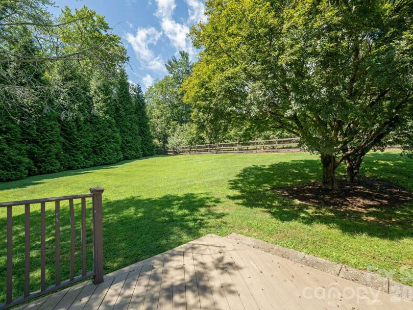 20 Spring Lake Drive, Mills River, NC 28759.  MLS# CAR4418364, YatesRealty ID 48524. 