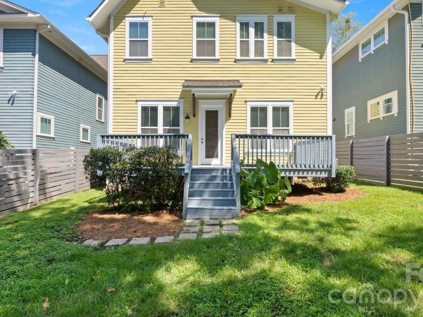 5218 Kelly Street, Charlotte, NC 28205.  MLS# CAR4420317, YatesRealty ID 48525. 