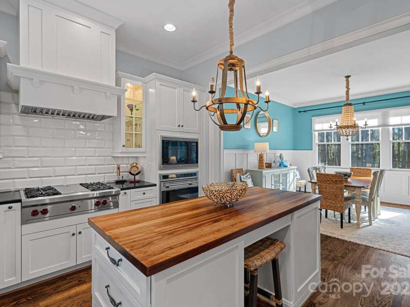 138 Hopkinton Drive, Mooresville, NC 28117.  MLS# CAR4239534, YatesRealty ID 4853. 