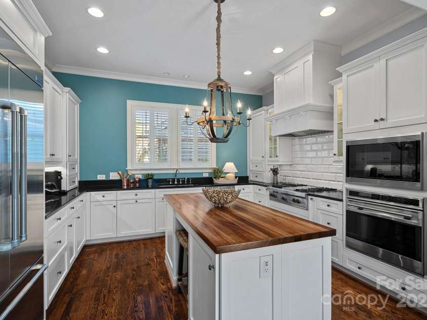 138 Hopkinton Drive, Mooresville, NC 28117.  MLS# CAR4239534, YatesRealty ID 4853. 
