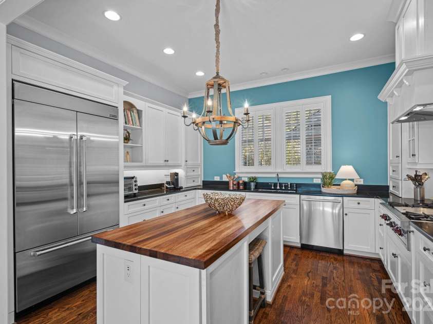 138 Hopkinton Drive, Mooresville, NC 28117.  MLS# CAR4239534, YatesRealty ID 4853. 