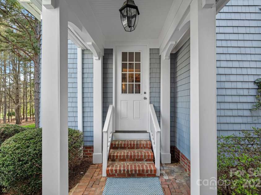 138 Hopkinton Drive, Mooresville, NC 28117.  MLS# CAR4239534, YatesRealty ID 4853. 