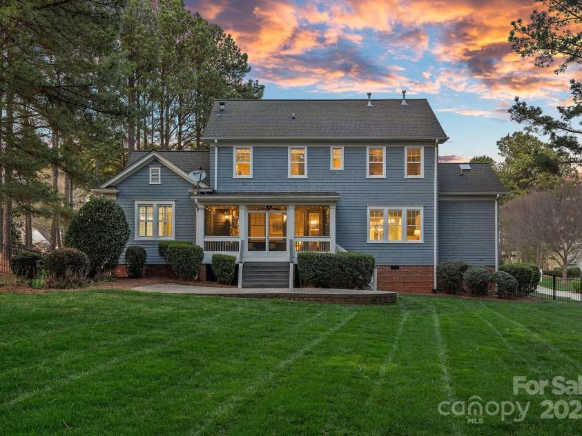 138 Hopkinton Drive, Mooresville, NC 28117.  MLS# CAR4239534, YatesRealty ID 4853. 