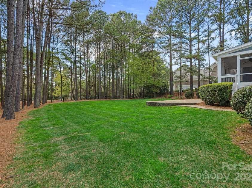 138 Hopkinton Drive, Mooresville, NC 28117.  MLS# CAR4239534, YatesRealty ID 4853. 
