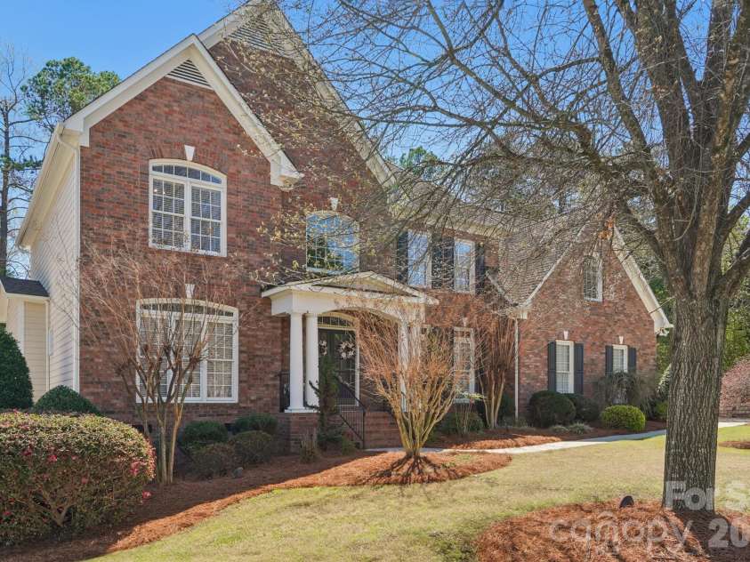 2321 Treymore Lane, Charlotte, NC 28262.  MLS# CAR4354013, YatesRealty ID 4853. 