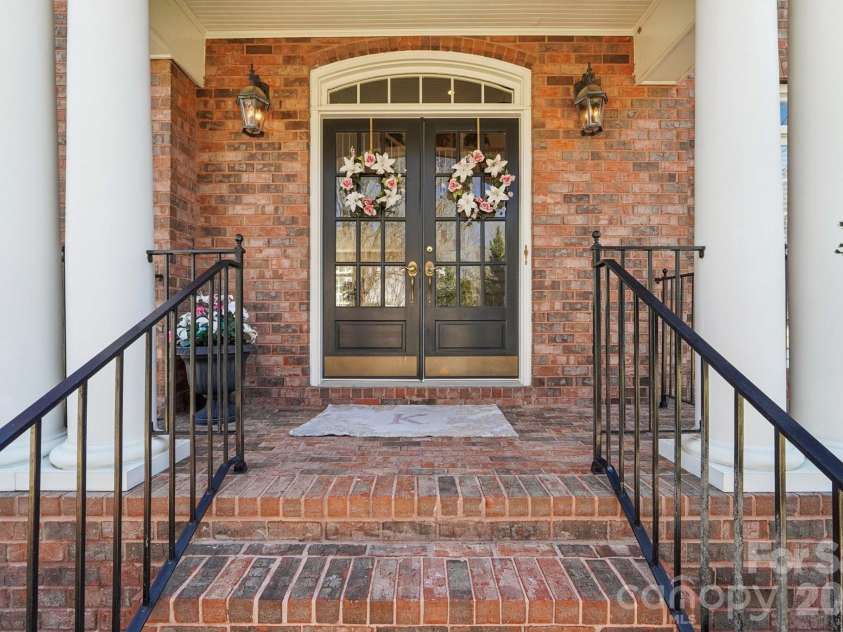 2321 Treymore Lane, Charlotte, NC 28262.  MLS# CAR4354013, YatesRealty ID 4853. 